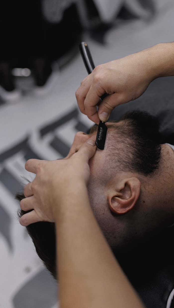 Praca GANS Barbershop — Broda / detale