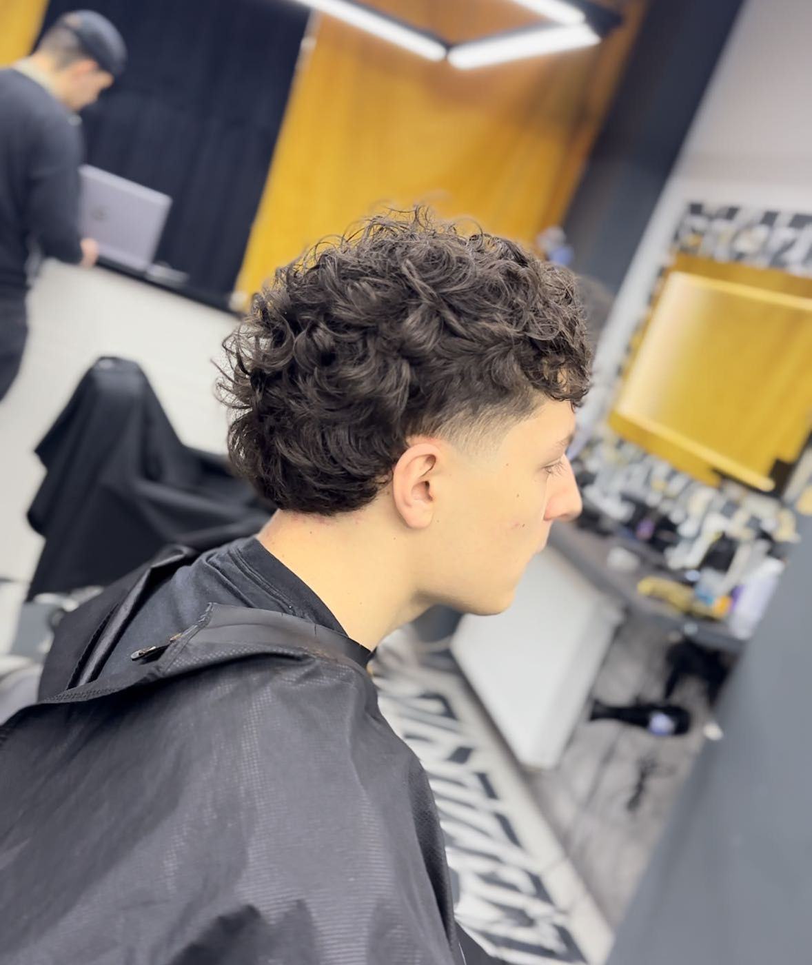 Praca GANS Barbershop — Curly crop
