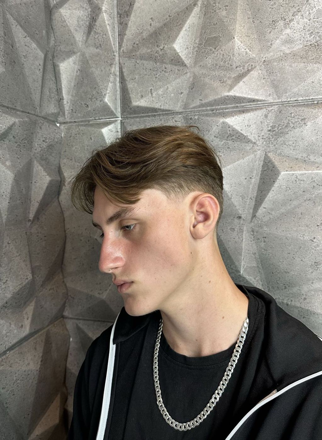 Praca GANS Barbershop — Textured crop